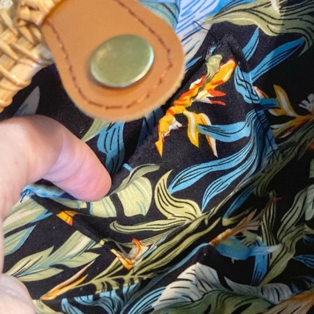 Handwoven Round Rattan Crossbody Bag Tropical Lining‎ Natural Boho Circle Purse